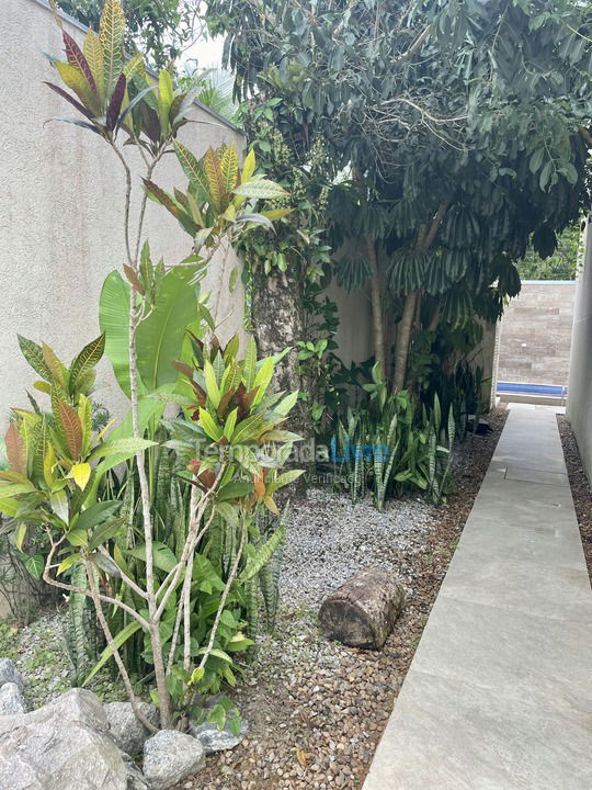 Casa para aluguel de temporada em São Sebastião (Juquehy)