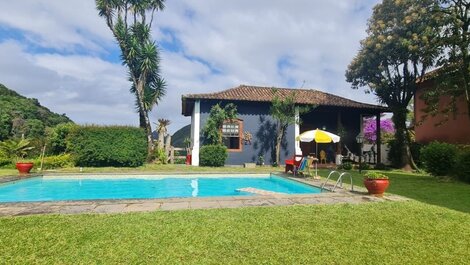 House for rent in Petrópolis - Castelânia