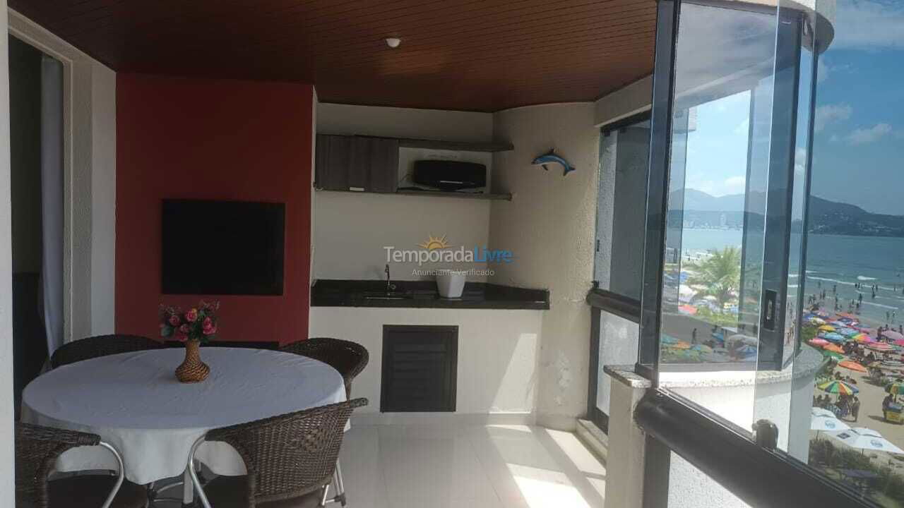 House for vacation rental in Itapema (Meia Praia)