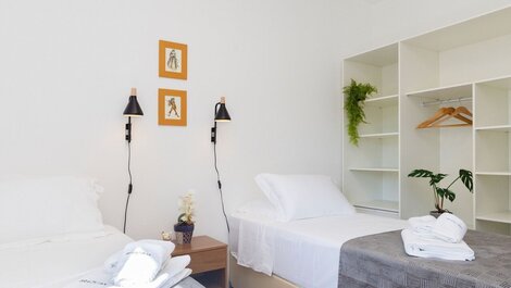 Apartamento com 3 Quartos no Capivari com Lareira