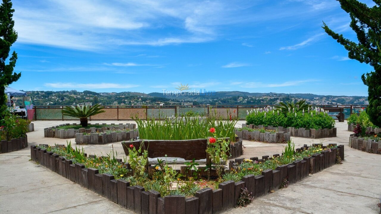 Apartamento para aluguel de temporada em Campos do Jordão (Capivari)