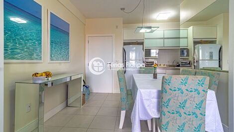 Pamplona Beach 2 Bedroom Apartment with side view