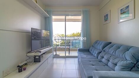 Pamplona Beach 2 Bedroom Apartment with side view