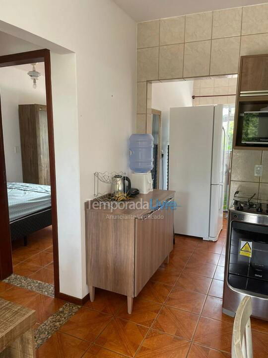 Apartamento para aluguel de temporada em Florianópolis (Praia Barra da Lagoa)