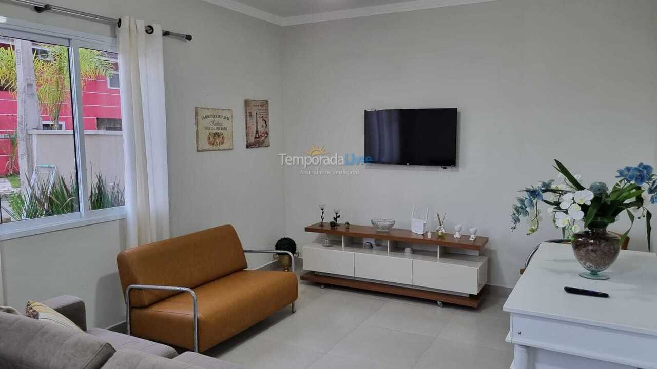 Casa para alquiler de vacaciones em Bertioga (Condominio Morada da Praia)