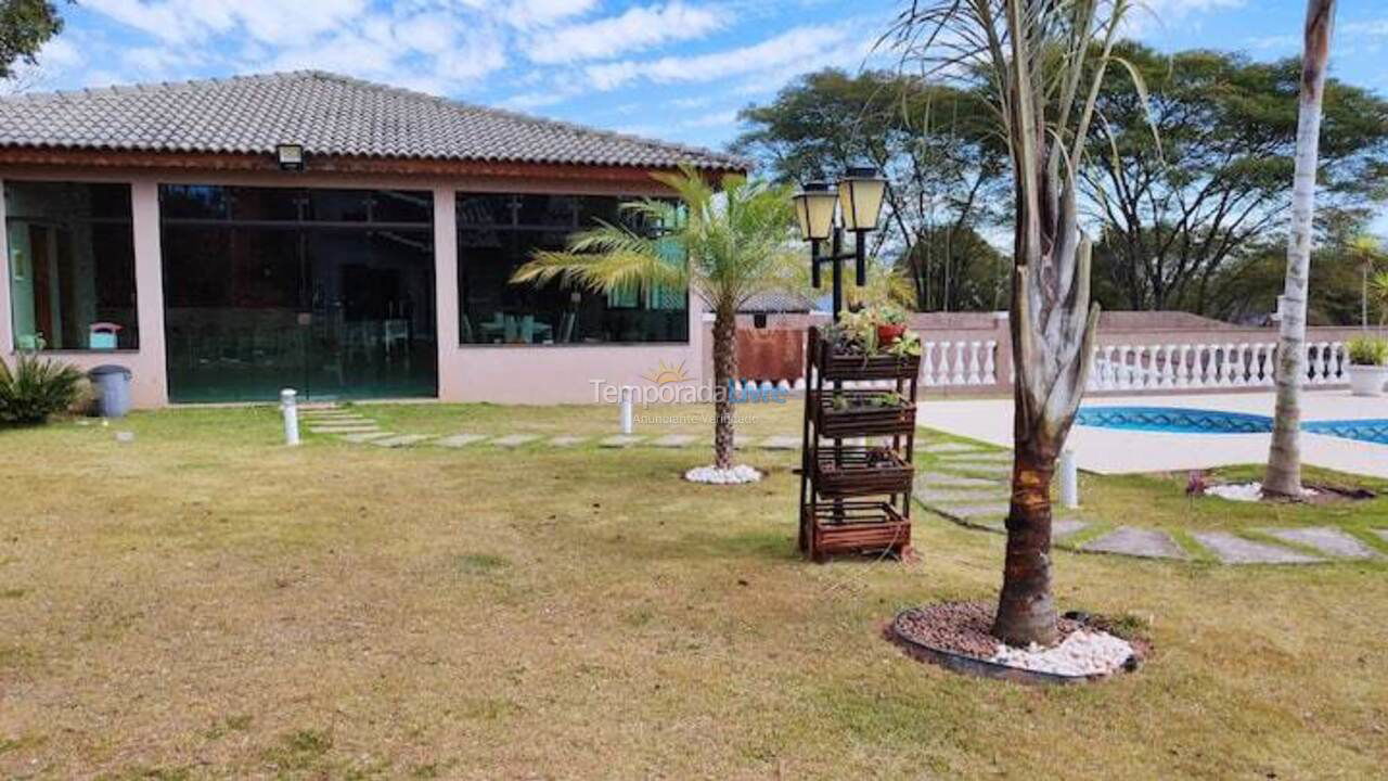 Granja para alquiler de vacaciones em Nazaré Paulista (Mascate)