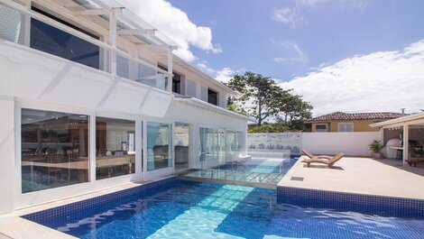 Mansión Pé na Areia da Ferradura By Luxury Rentals