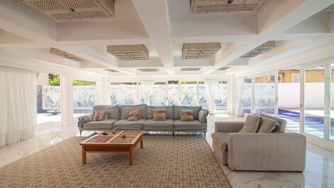Mansión Pé na Areia da Ferradura By Luxury Rentals
