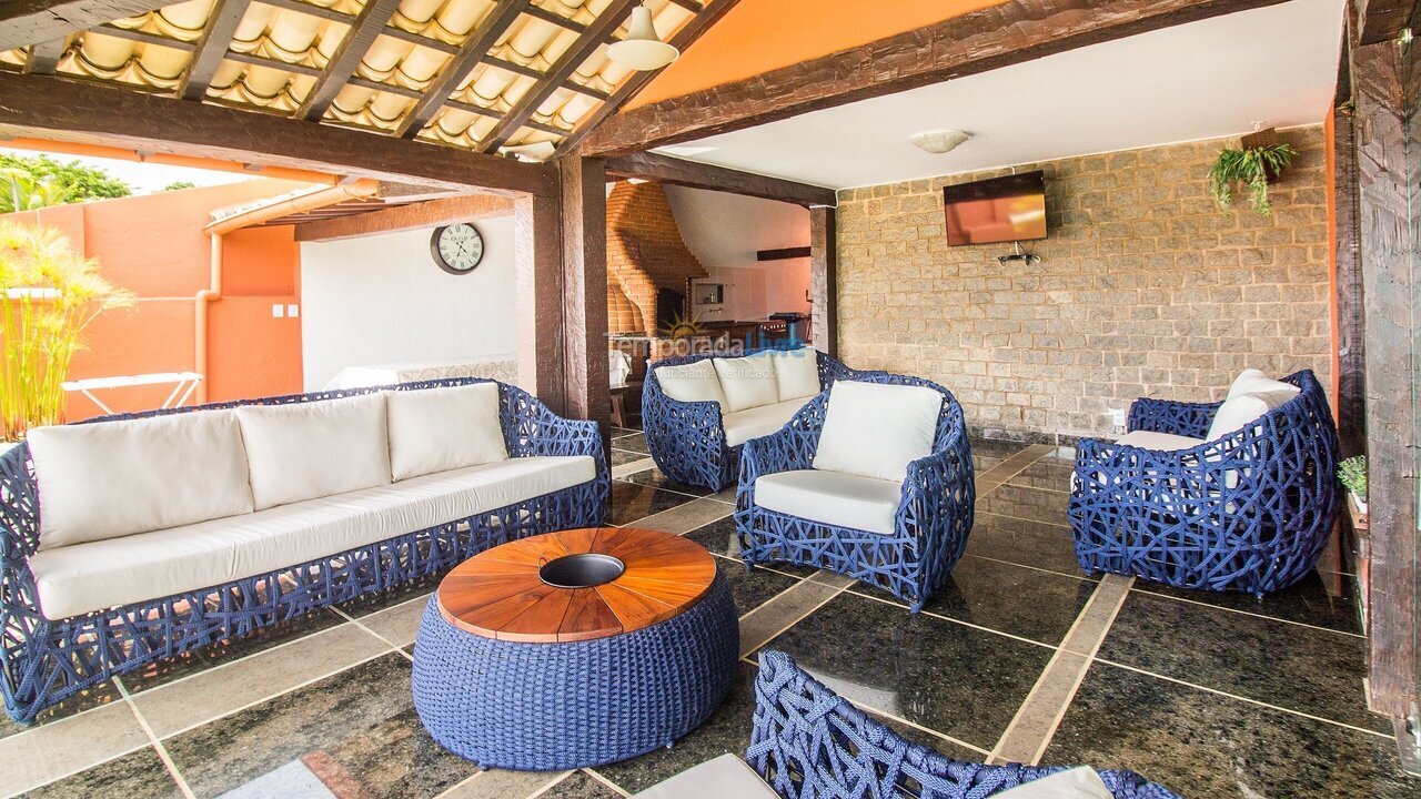 Casa para aluguel de temporada em Armação dos Búzios (Praia da Ferradura)