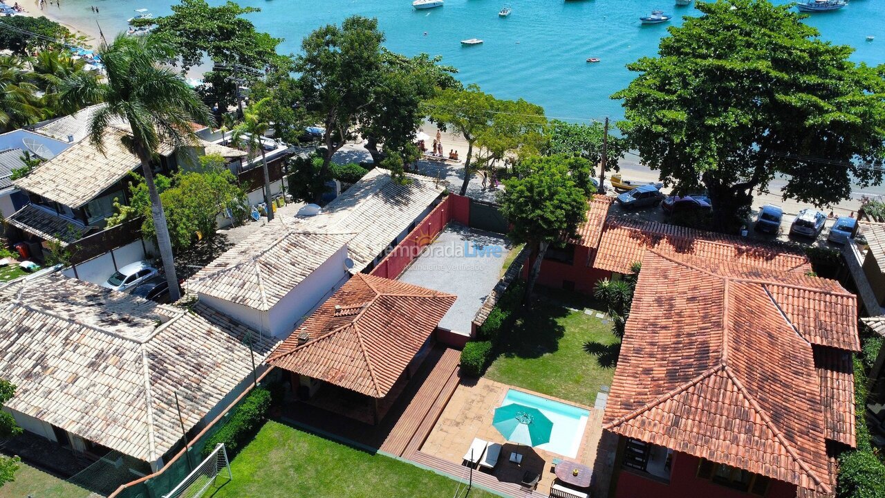 Casa para aluguel de temporada em Armação dos Búzios (Praia dos Ossos)