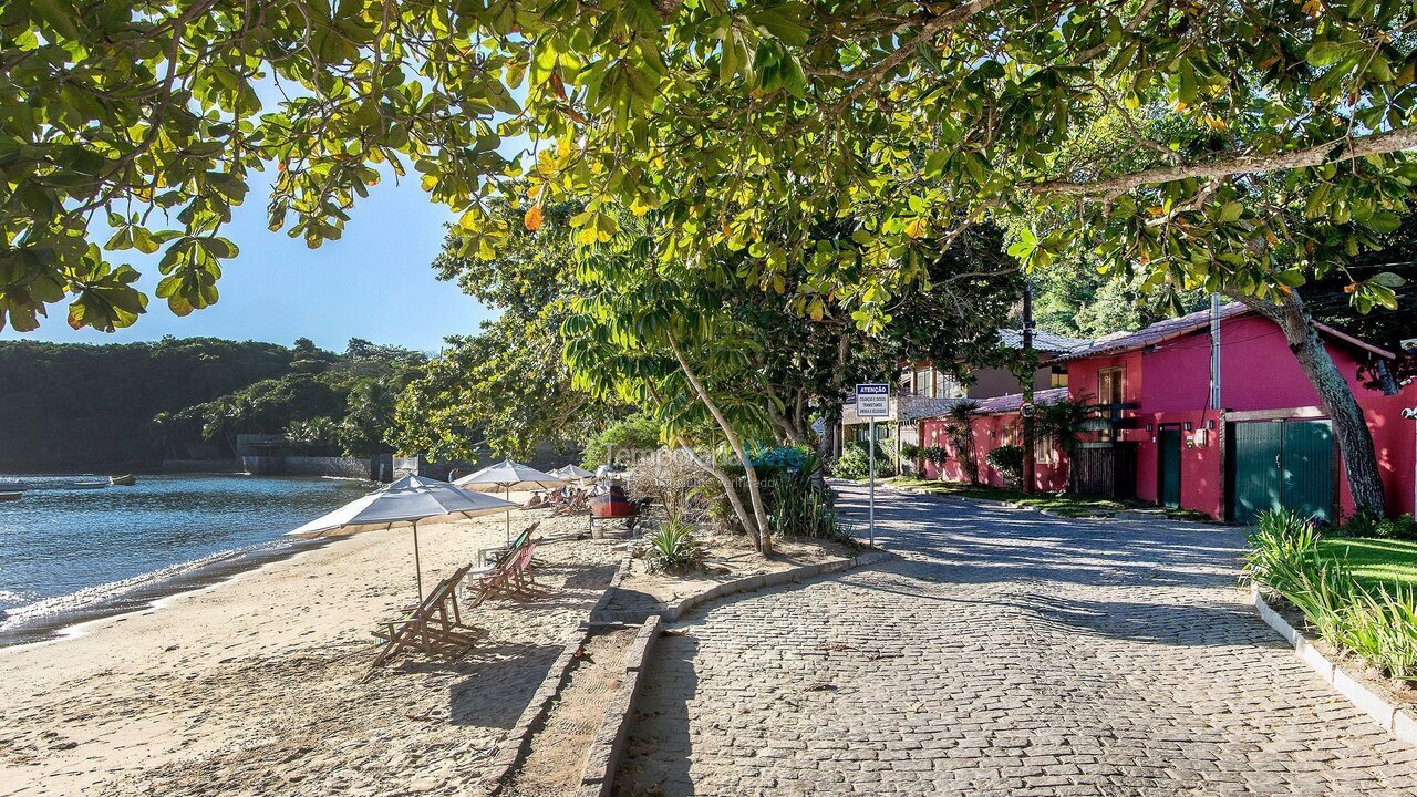 Casa para aluguel de temporada em Armação dos Búzios (Praia dos Ossos)