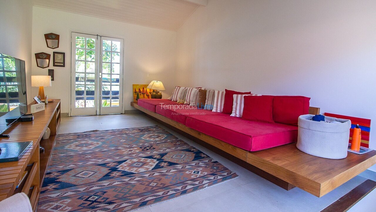 Casa para aluguel de temporada em Armação dos Búzios (Praia dos Ossos)