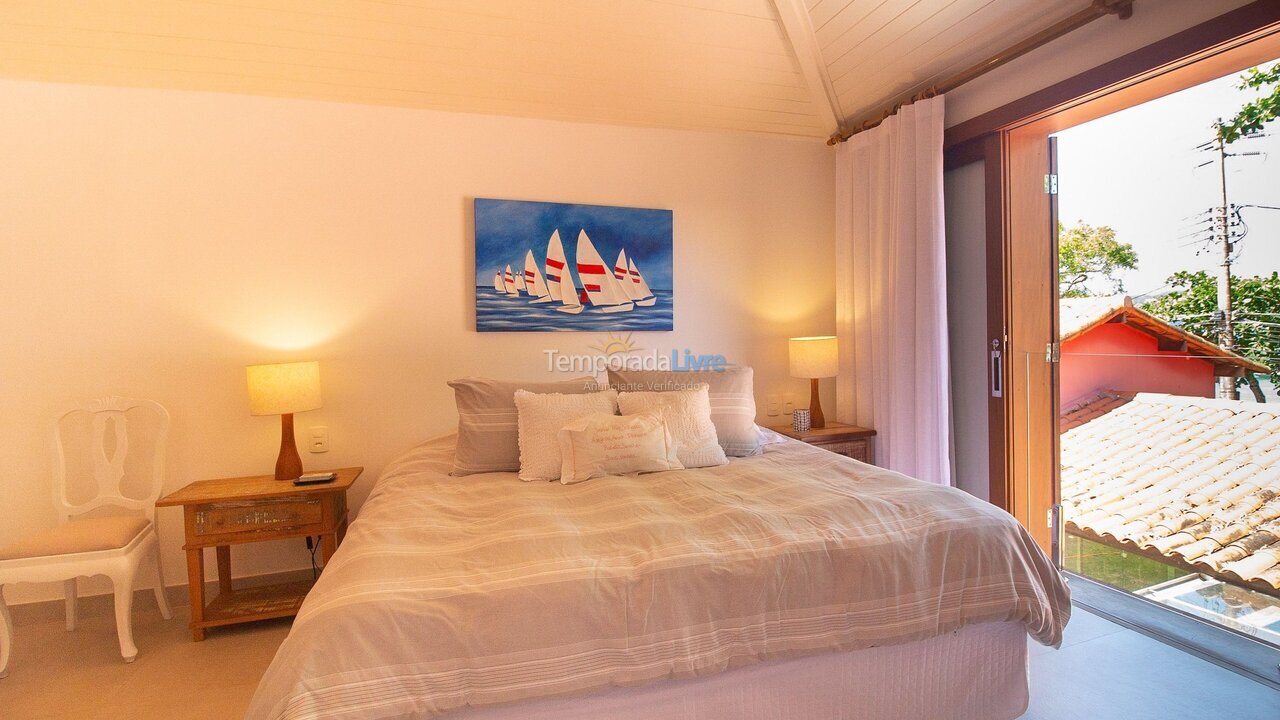 Casa para aluguel de temporada em Armação dos Búzios (Praia dos Ossos)
