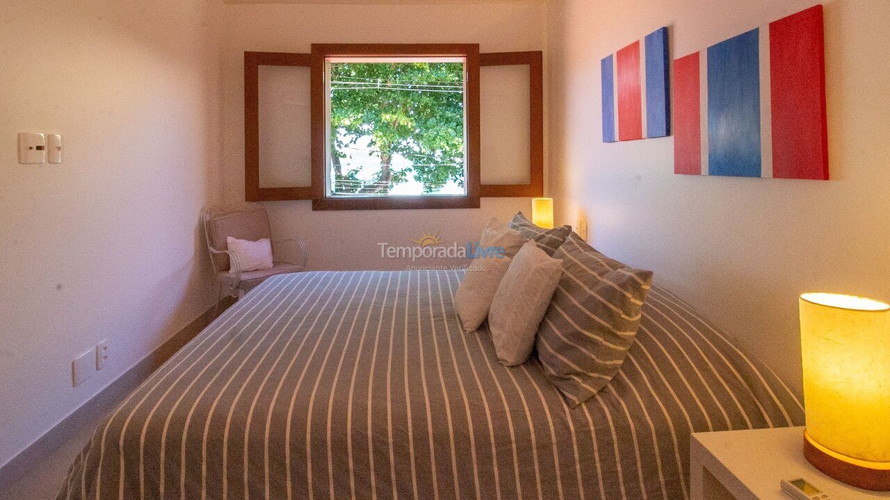 Casa para aluguel de temporada em Armação dos Búzios (Praia dos Ossos)