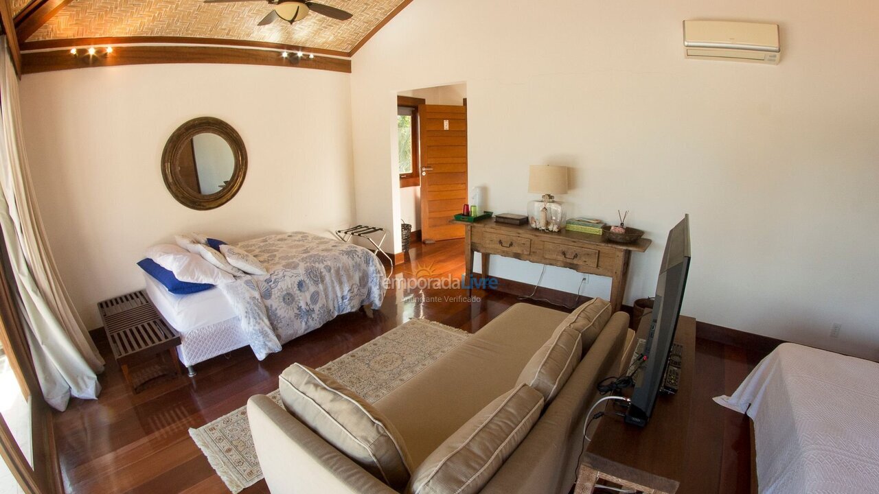 Casa para aluguel de temporada em Armação dos Búzios (Praia da Ferradura)