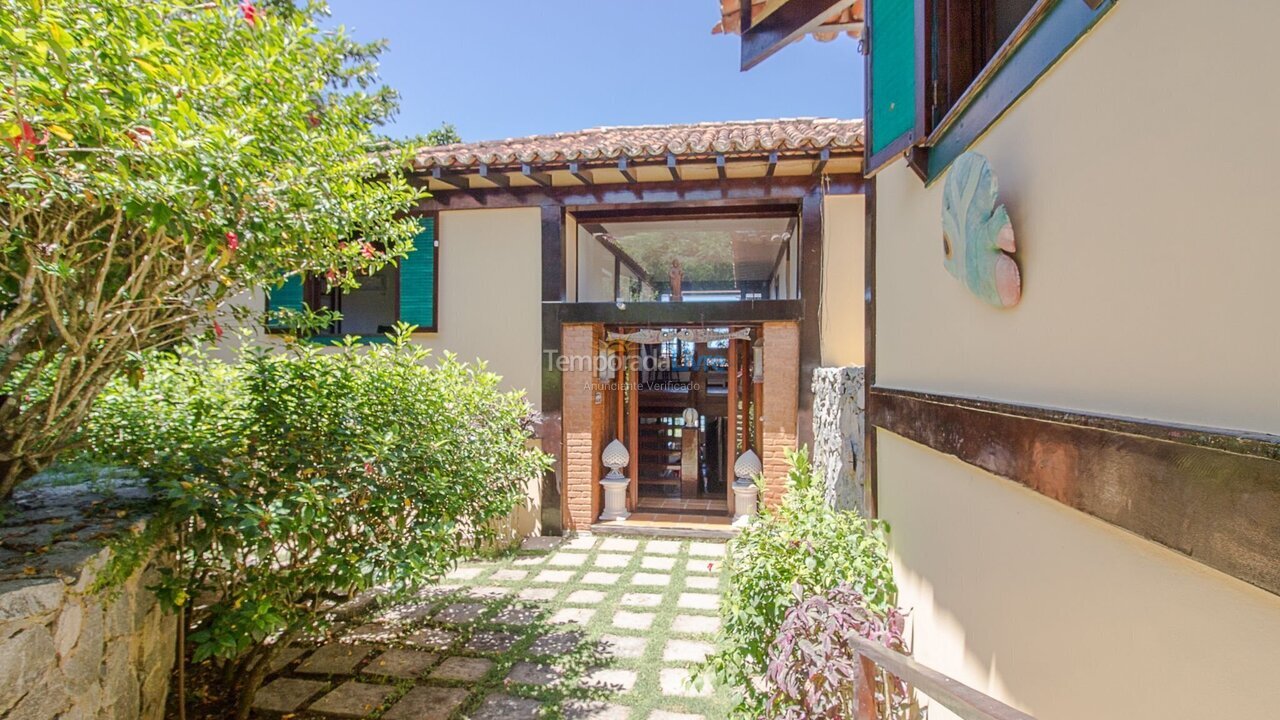 Casa para alquiler de vacaciones em Armação dos Búzios (Praia da Ferradura)