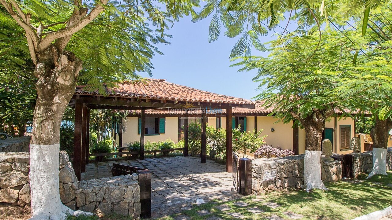 Casa para alquiler de vacaciones em Armação dos Búzios (Praia da Ferradura)