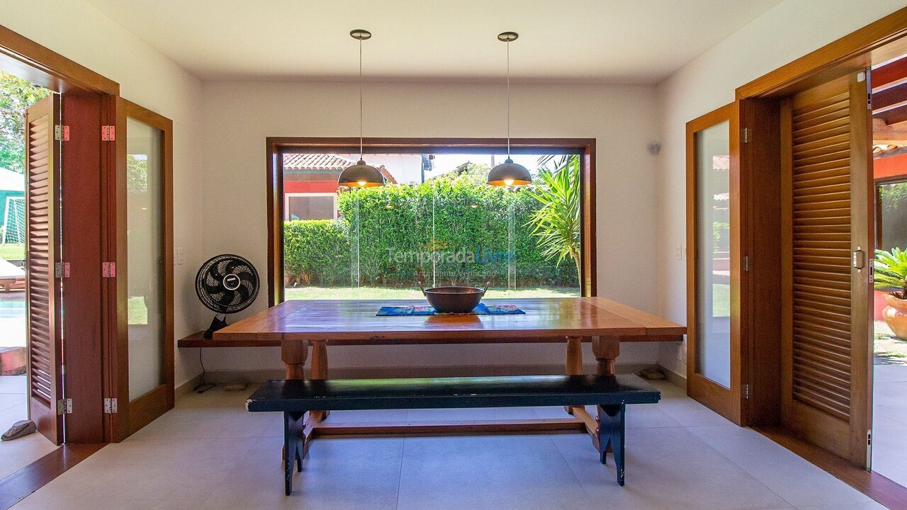Casa para aluguel de temporada em Armação dos Búzios (Praia dos Ossos)