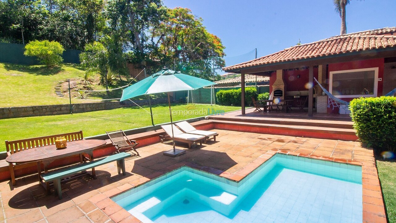 Casa para aluguel de temporada em Armação dos Búzios (Praia dos Ossos)