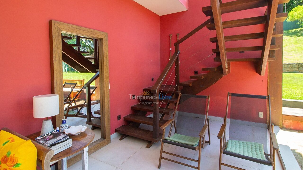 Casa para aluguel de temporada em Armação dos Búzios (Praia dos Ossos)