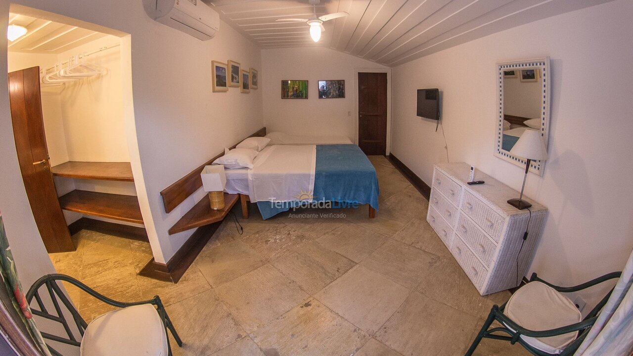 Casa para aluguel de temporada em Armação dos Búzios (Praia da Ferradura)