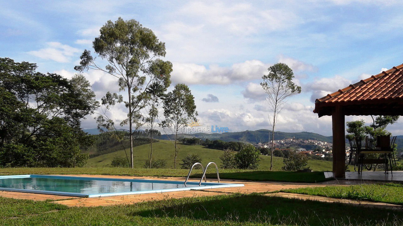 Granja para alquiler de vacaciones em Nazaré Paulista (Vicente Nunes)
