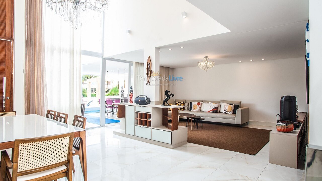 Casa para alquiler de vacaciones em Camaçari (Condomínio Paraíso dos Lagos)