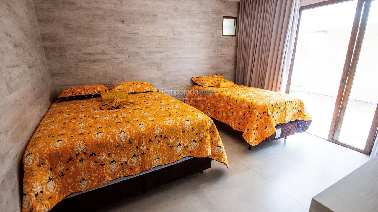 Casa para alquiler de vacaciones em Camaçari (Condomínio Paraíso dos Lagos)