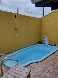 House in condominium in Água Branca neighborhood