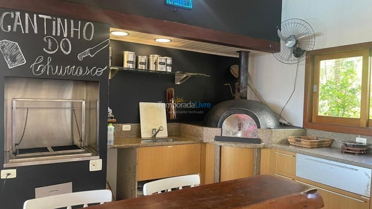 Casa para aluguel de temporada em Ilhabela (Siriúba)