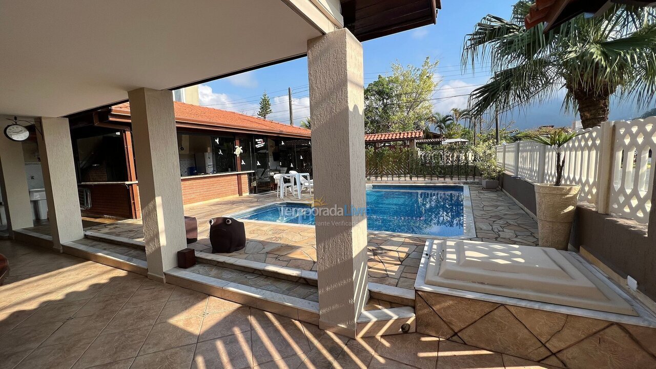 Apartamento para alquiler de vacaciones em Caraguatatuba (Massaguaçu)