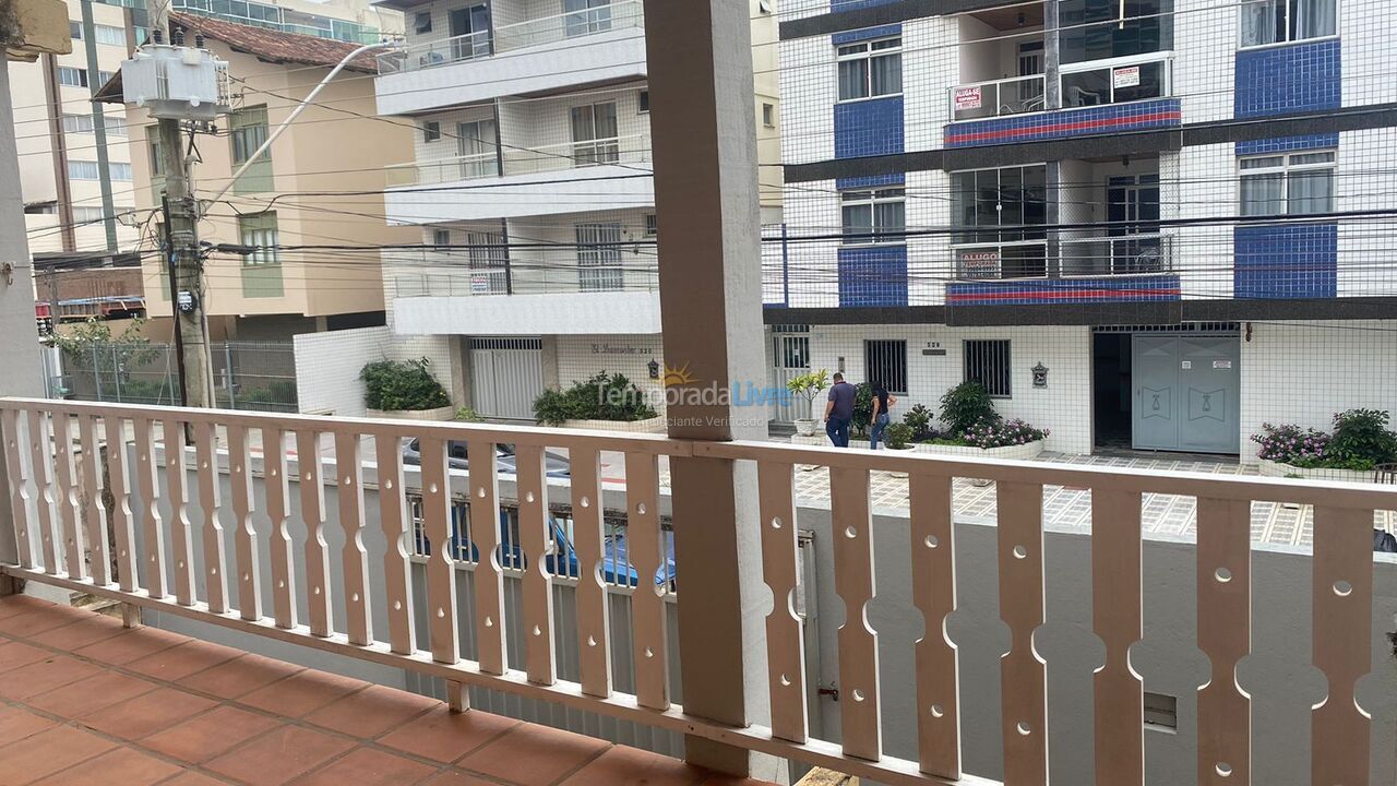 Casa para aluguel de temporada em Guarapari (Praia do Morro)