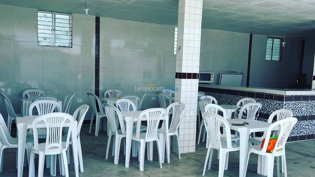 Casa para alquiler de vacaciones em Bezerros (Cohab Fica A 5 Minutos do Centro da Cidade)