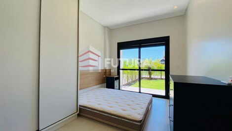 GROUND FLOOR APARTMENT SEASON MARISCAL/BOMBINHAS-SC (LA037F)