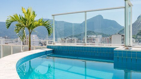 Rio037 - Coverage of 3 suites with pool in Ipanema