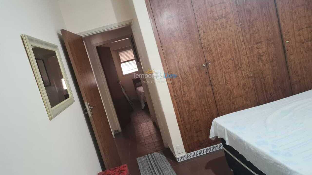 Apartamento para aluguel de temporada em Guarujá (Enseada)
