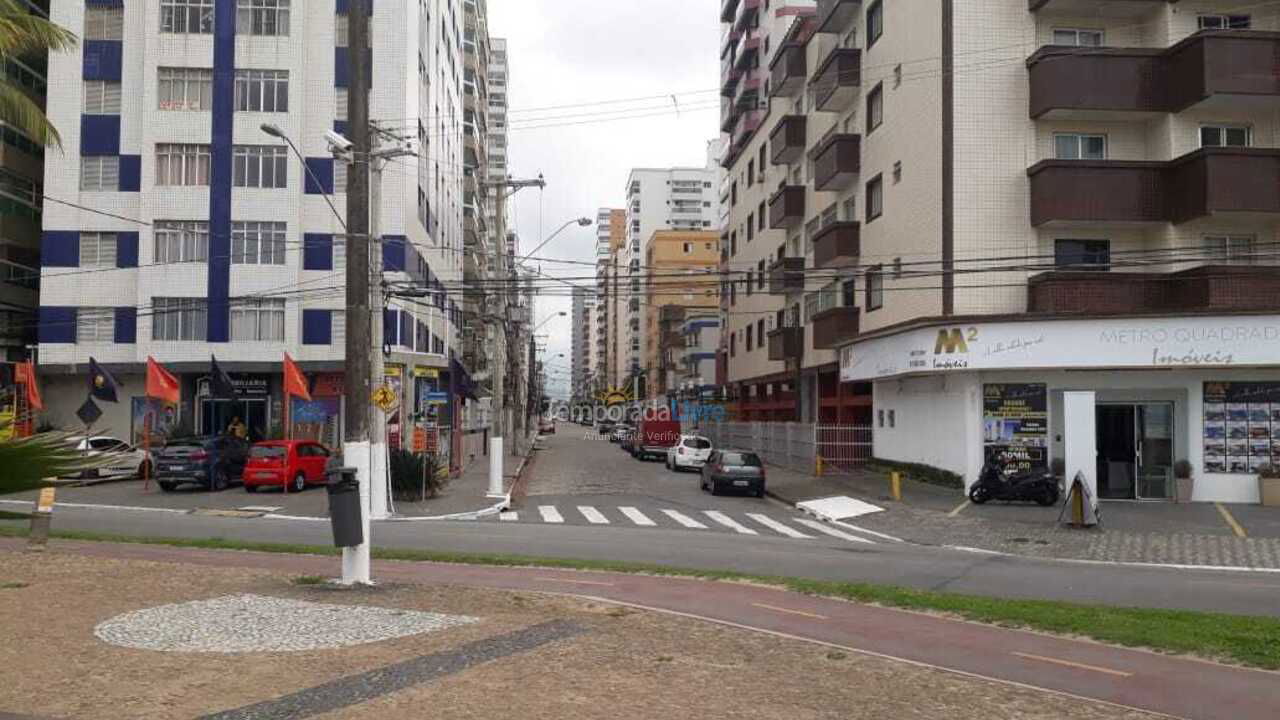 Casa para aluguel de temporada em Praia Grande (Ocian)