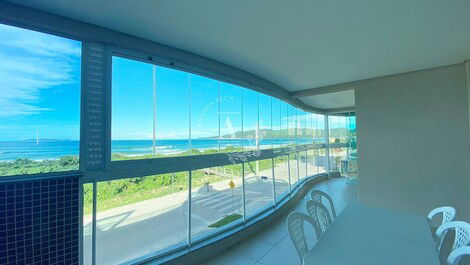 Sea view apartment for 08 people on Mariscal beach