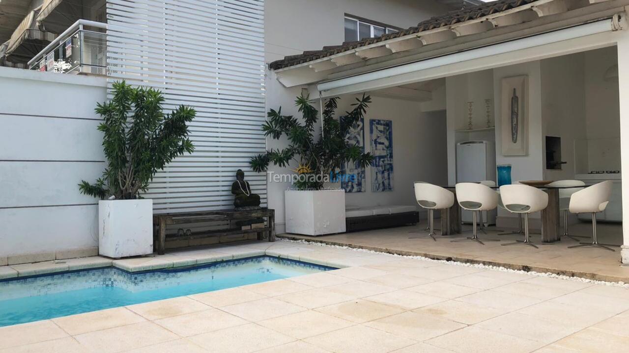 House for vacation rental in Guarujá (Enseada)
