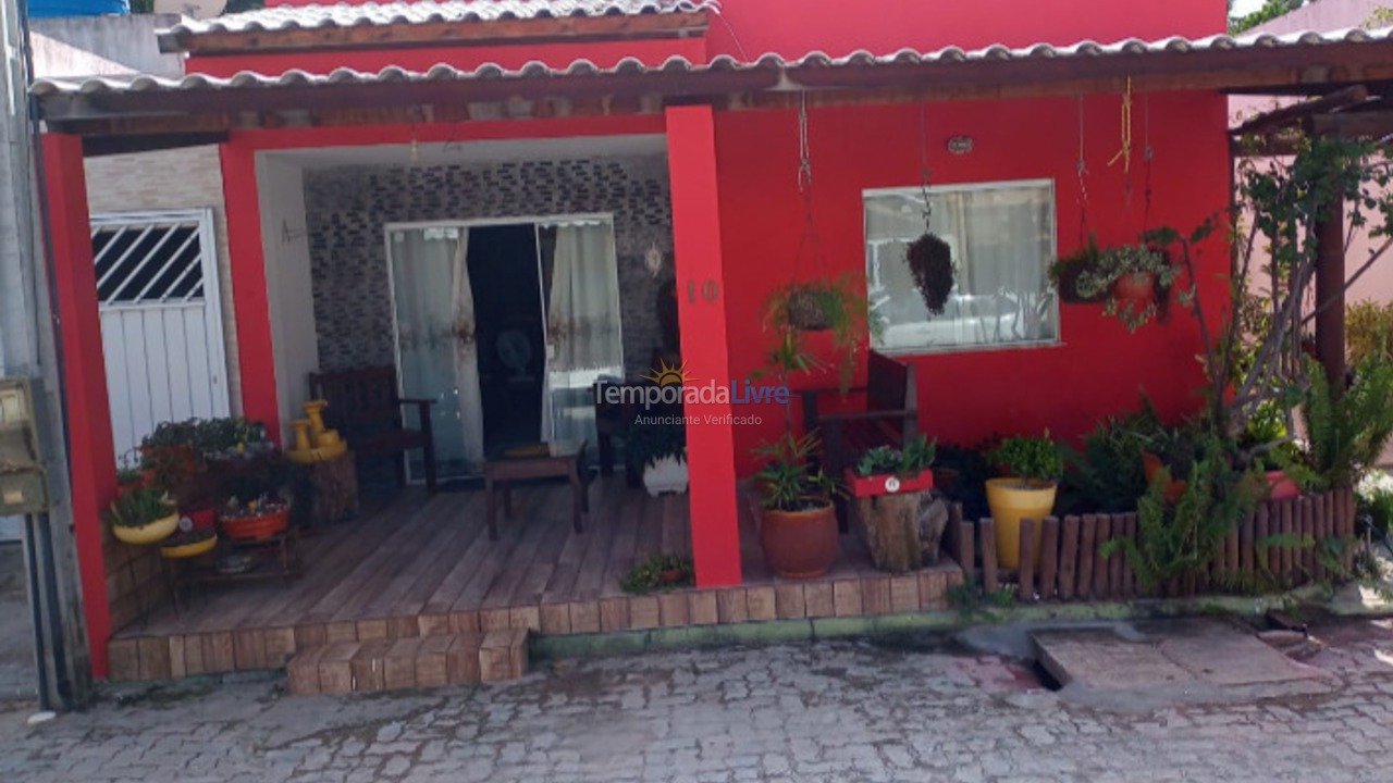 Casa para aluguel de temporada em Camaçari (Jauá)