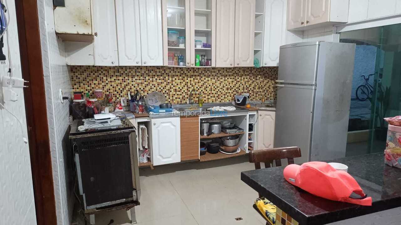 Casa para alquiler de vacaciones em Bertioga (Centro)