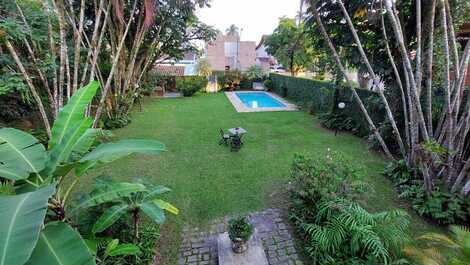 Casa para la temporada de vacaciones en la playa de la ensenada en Guaruja