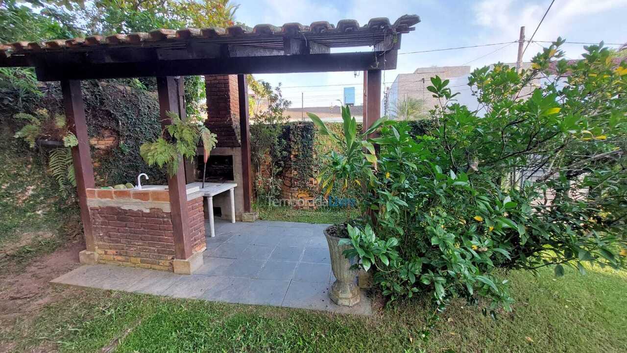 Casa para alquiler de vacaciones em Guarujá (Enseada)