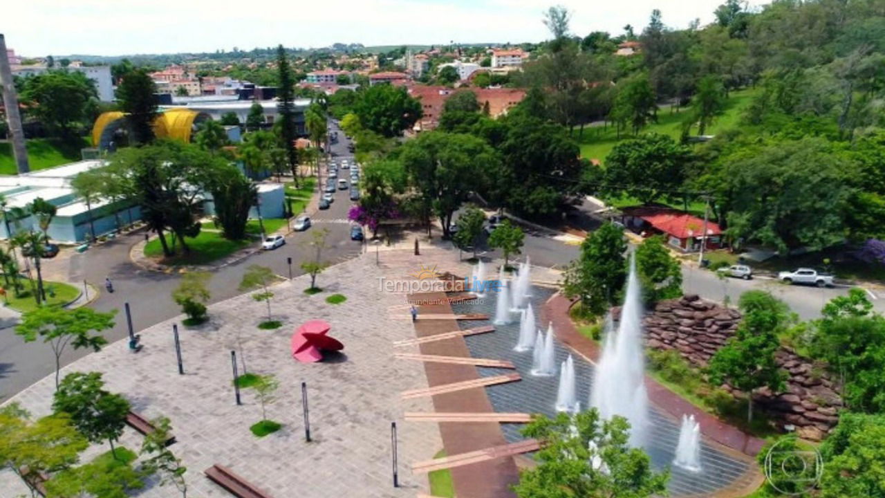 Casa para aluguel de temporada em águas de São Pedro (águas de São Pedro)