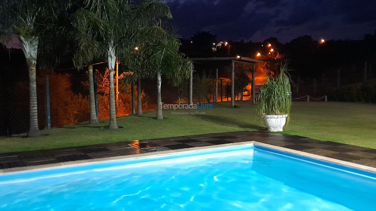 Chácara / sítio para aluguel de temporada em Campinas (Chácaras Gargantilha)