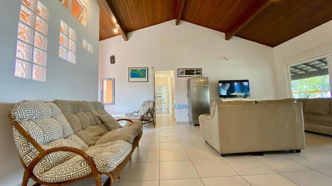 Casa para aluguel de temporada em São Sebastião (Maresias)