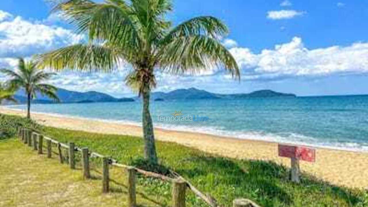 House for vacation rental in Caraguatatuba (Massaguaçu)