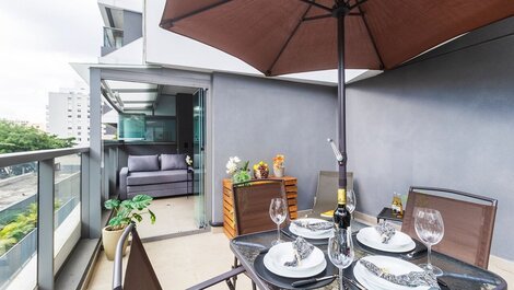 Modern and charming studio in Pinheiros
