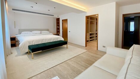 Apartamento de luxo de 4 quartos com vista para o mar em Ipanema