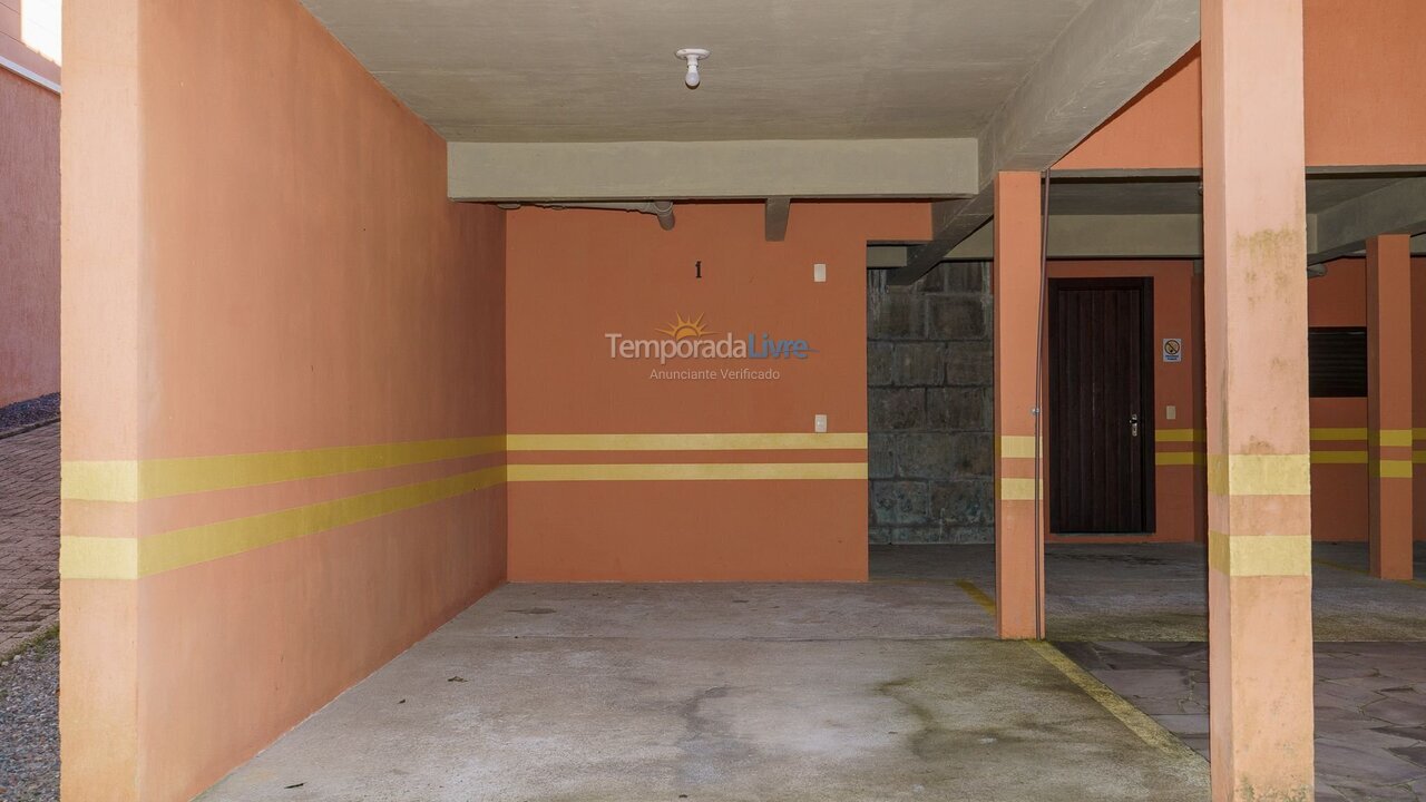 Apartamento para aluguel de temporada em Canela (Laje de Pedra)
